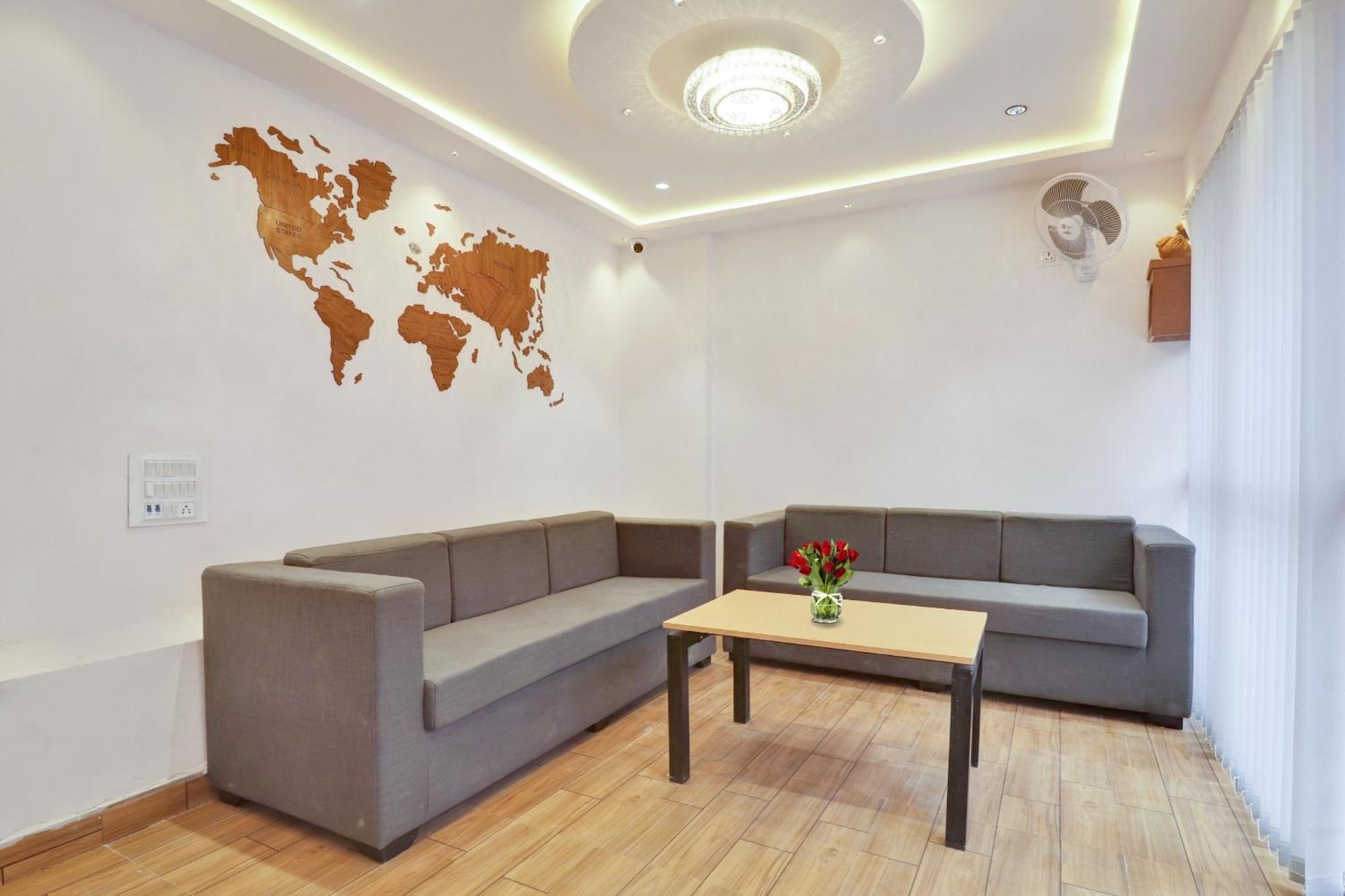 ホテル Townhouse S Continental ハイデラバード エクステリア 写真